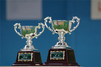 優勝、準優勝カップ返還