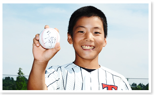 お楽しみ抽選会の様子