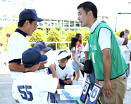 P&P浜松様 松下徽章様のブースの模様 記念盾